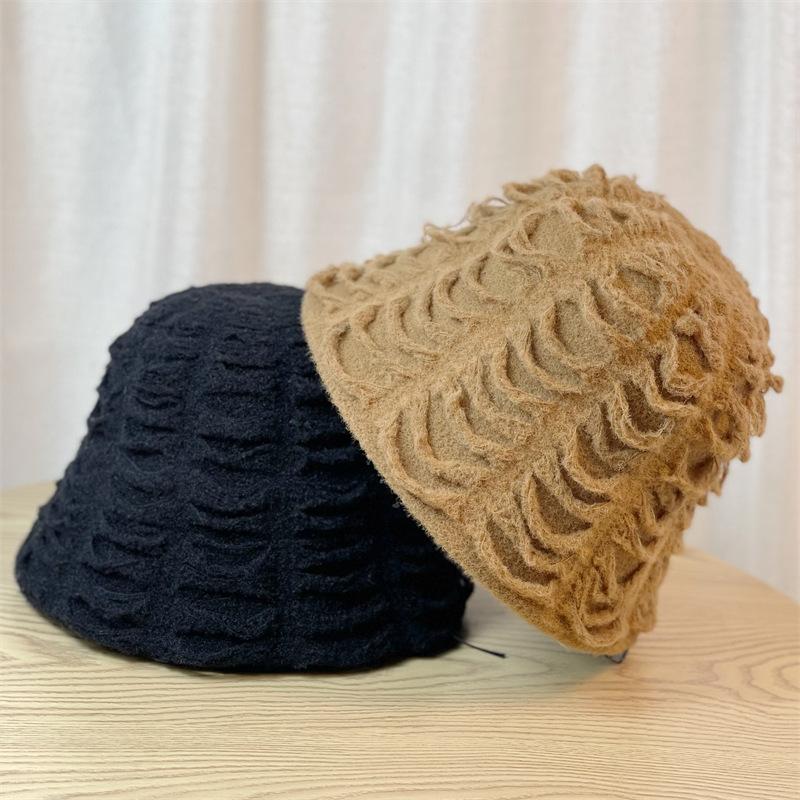 Autumn and Winter Korean Style Versatile and Fashionable Ear Protection Basin Hat with Small Holes Showing Face To Keep Ears Warm