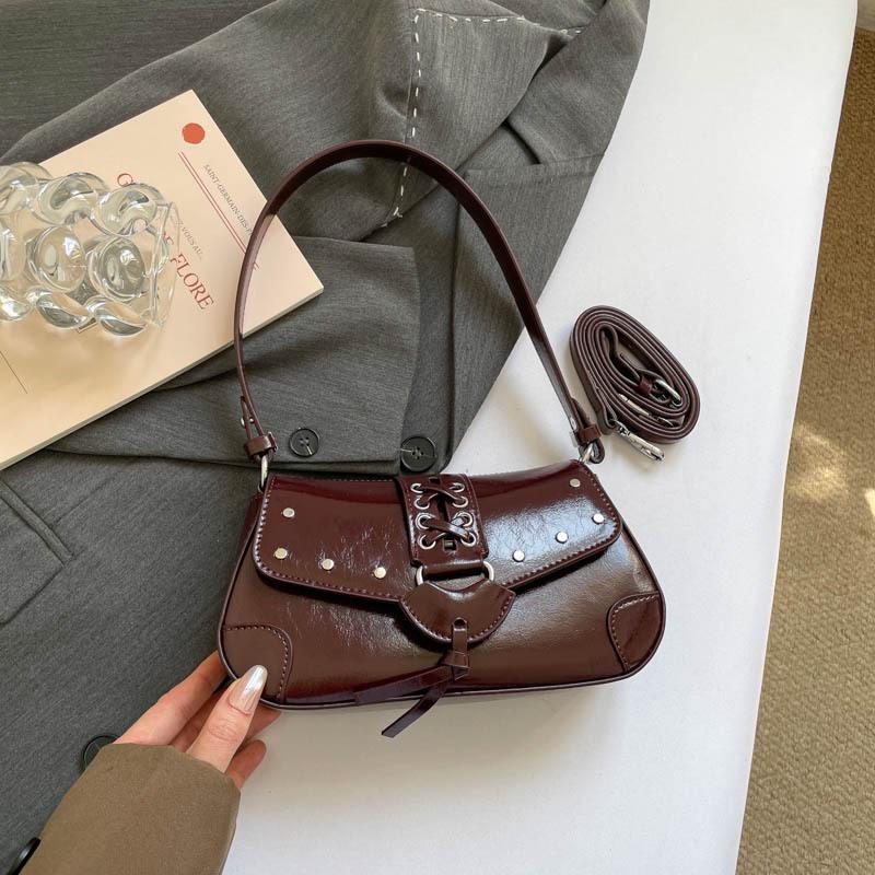 Y2k Rivet Belt Design Pu Shoulder Underarm Bags for Women Solid Color Cool Girls Crossbody Bag Simple Female Phe Handbags
