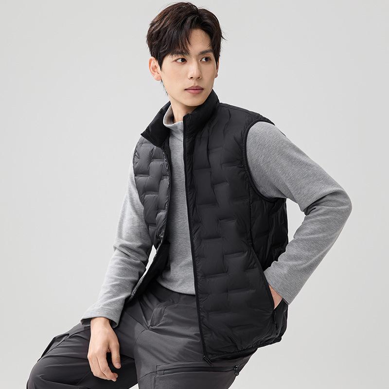 Men's Lightweight Hooded Down Jacket - 2025 Autumn/Winter Fashionable Short Style with 90% White Duck Down.