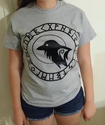 Rune Vichinghe Testa di Corvo Huginn Muninn Odino Thor Runiche Nordiche Valhalla T-shirt