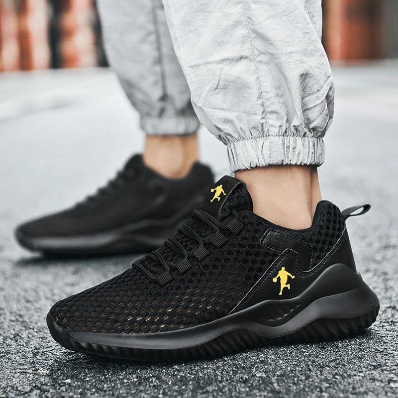 

Чоловічі кросівки світло-білі дихаючі кросівки для чоловіків сітка літнє взуття на шнурівці відкритий ходьба взуття Zapatillas De Deporte 38 чорний