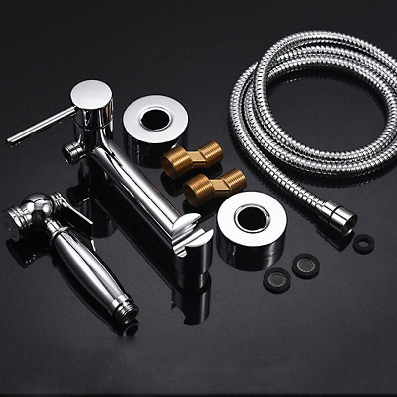 Moderner Absperr-Messing-Chrom-Finish Umweltfreundlicher Multifunktions-Toiletten-Bidet-Sprayer Shattaf Set Keramikventilkern-Umschalter