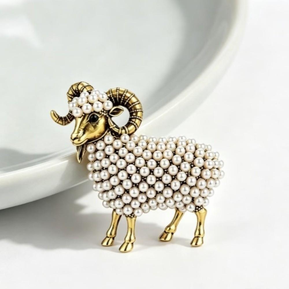 Rhinestone Animal Brooch Creative Jewelry Accessories Gifts New Year Sheep Brooches  Festival