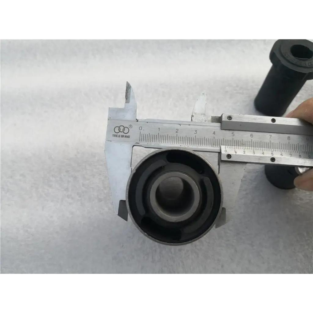 Steel Plate Rubber Sleeve Bushing For Pajero Montero Sport K85W K96W MR418032 MB584531 MB584530