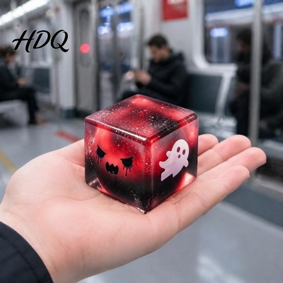 Glitzer Stressbälle Halloween Geist Würfel Sensorisches Spielzeug Angstlinderung Quetschspielzeug Langsam aufsteigend Kneten für Kinder Erwachsene
