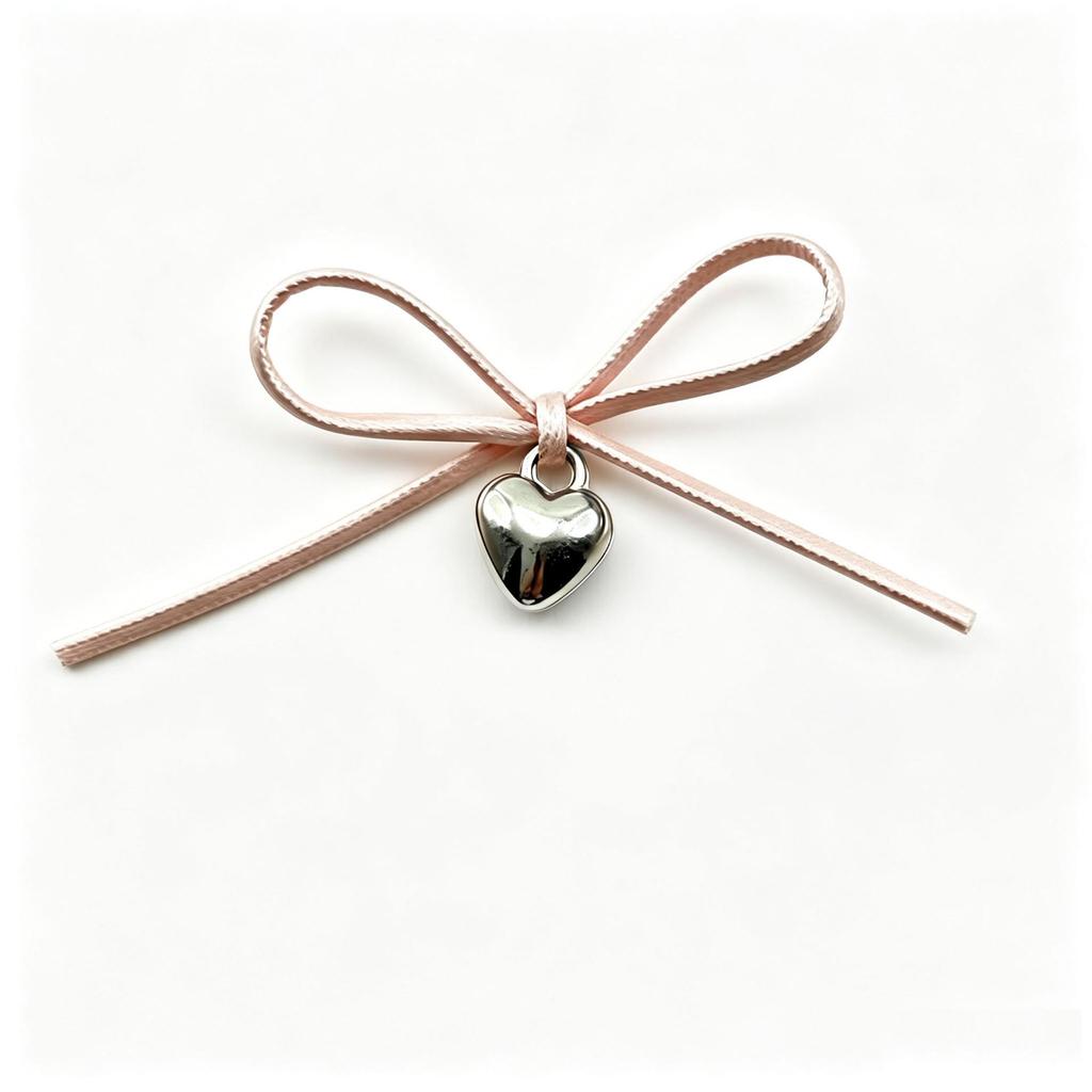 Bowknot Heart Hanging Accessory: DIY for Phone Cases, Hair Clips, Handbags, Shoes, Socks, and Bags.