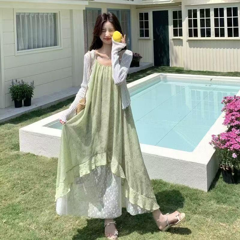 Green Mesh Patchwork Floral Camisole Dress - Autumn 2026 Collection, Slimming Vacation Style for Women.