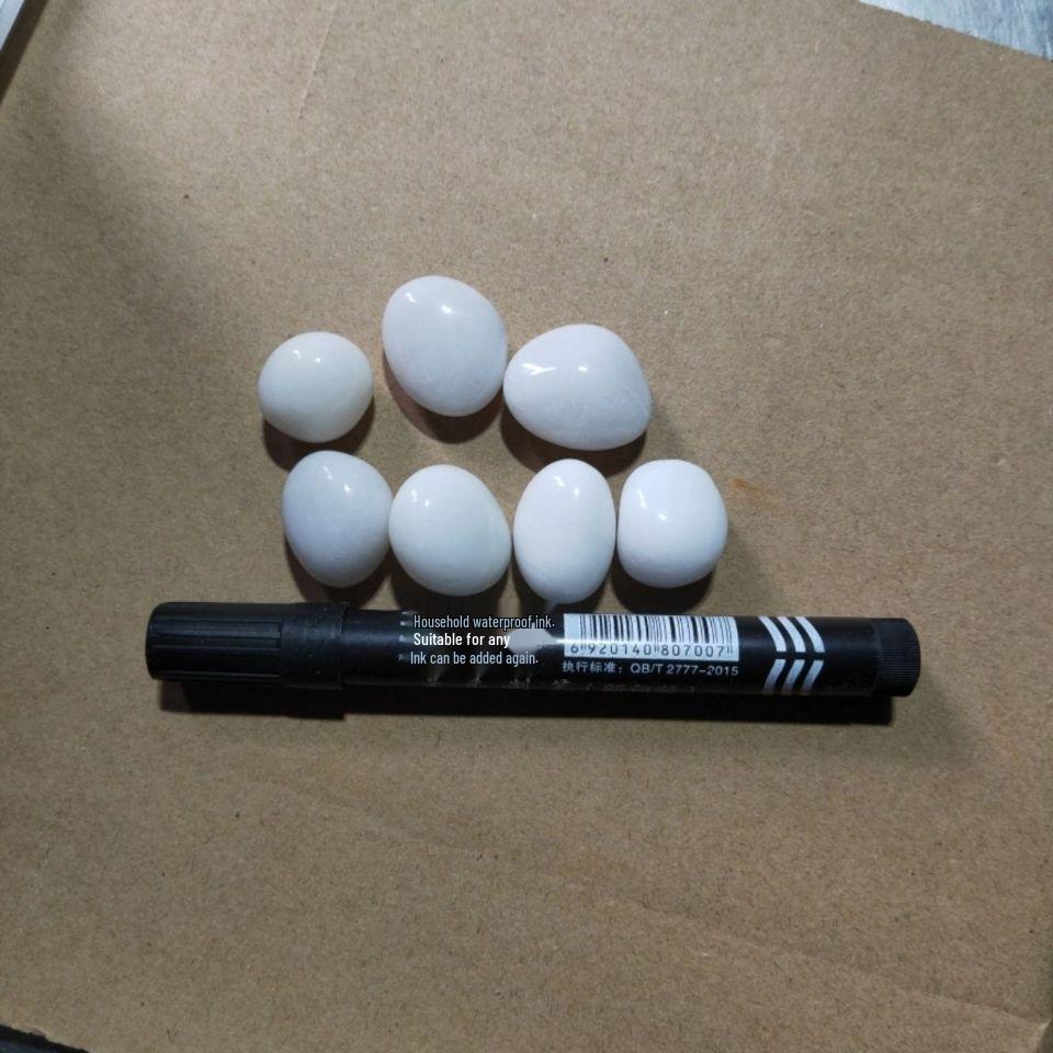 Polished White Natural Pebble Stones for Hydroponics, Fish Tanks, Landscaping, and Balcony Decor