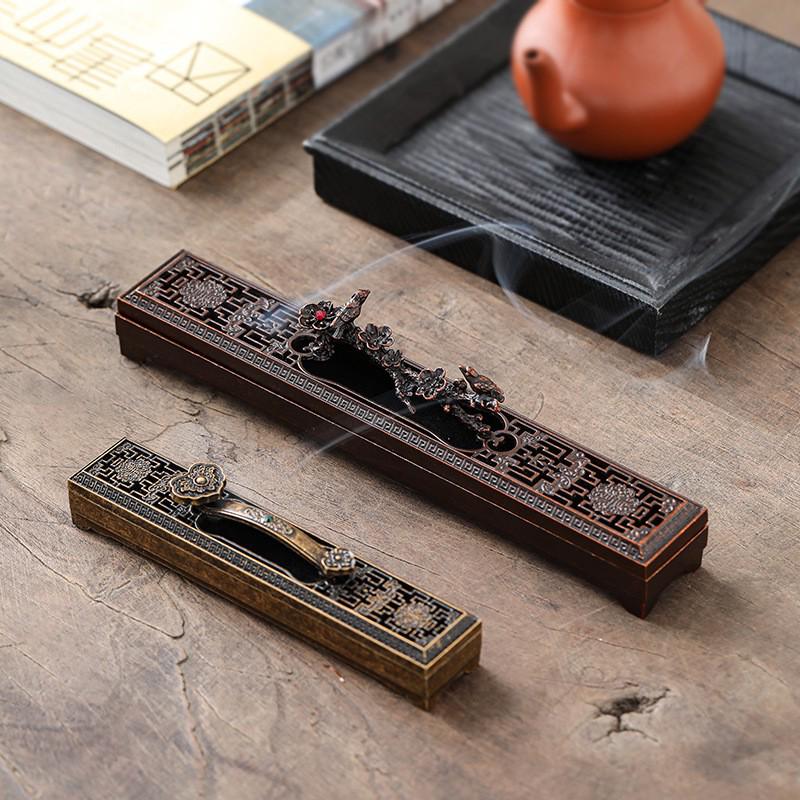 Zinc Alloy Sandalwood Incense Holder: Creative Fireproof Box for Indoor Use