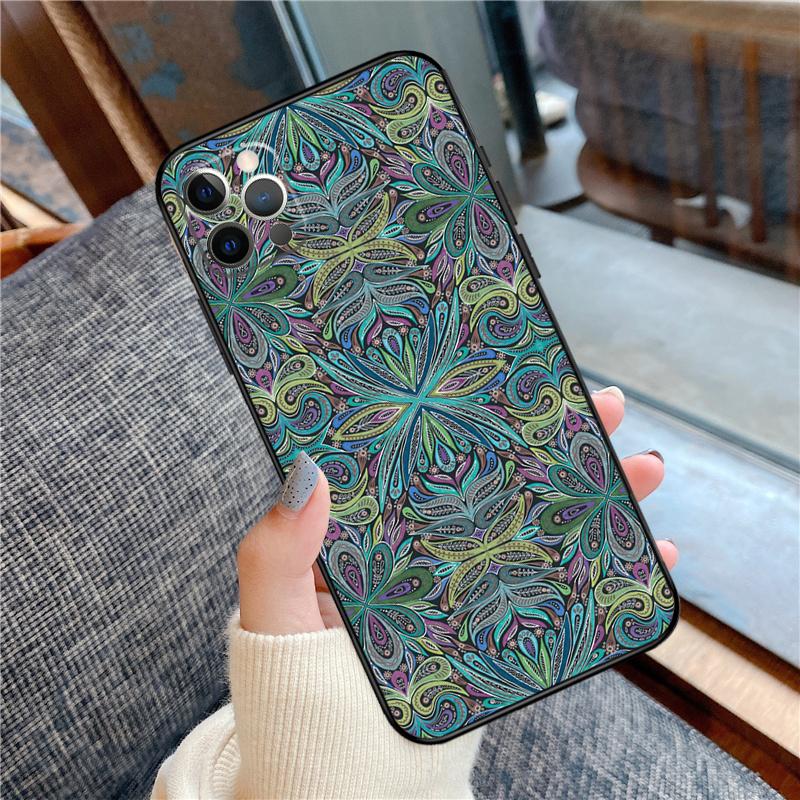 Bohemian Style Phone Case For iPhone 16 15 14 12 11 13 Pro Max 12 13 mini XR 15 16 Plus 16e Cover Shell
