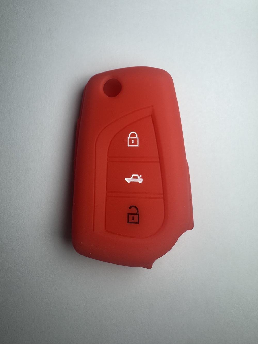 

Силіконовий чохол для ключів Flip 3 Button for Toyota Corolla Hilux Avensis Prado Fortuner RAV4 Protect Cover Silicone Key Cover Case червоний