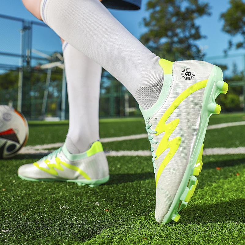 Men Soccer Shoes Outdoor Fashion Anti-slip Grass Sports Shoes Men Breathable Lace-up Training Football Boots Men