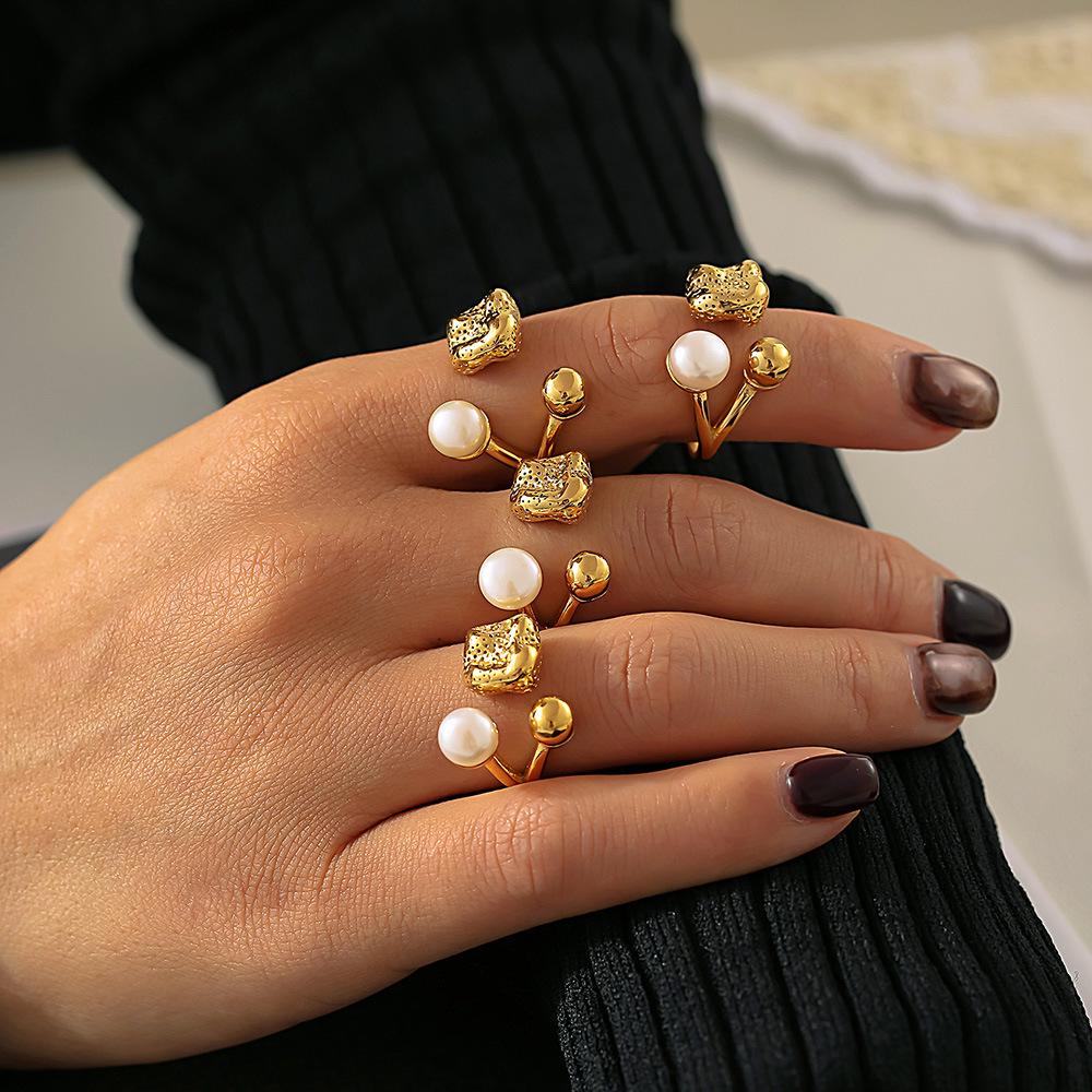 

18K Gold-Plated Hollow Freshwater Pearl Titanium Steel Open Ring Size 7