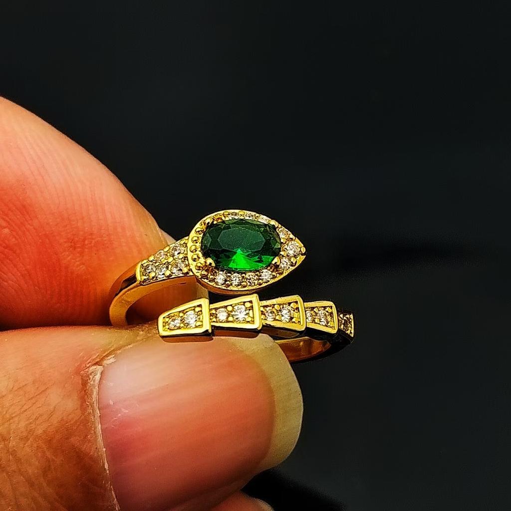 Jewelry Oval Egg Zircon Snake Ring Inlaid Egg Surface Zircon Snake Ring Ring