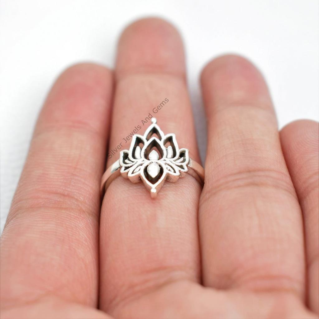 Bague Lotus en Argent Sterling 925 Faite à la Main: Bague de fiançailles