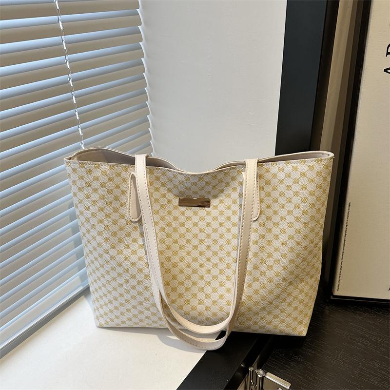 2025 Women's Large Capacity Vintage PU Tote Shoulder Bag