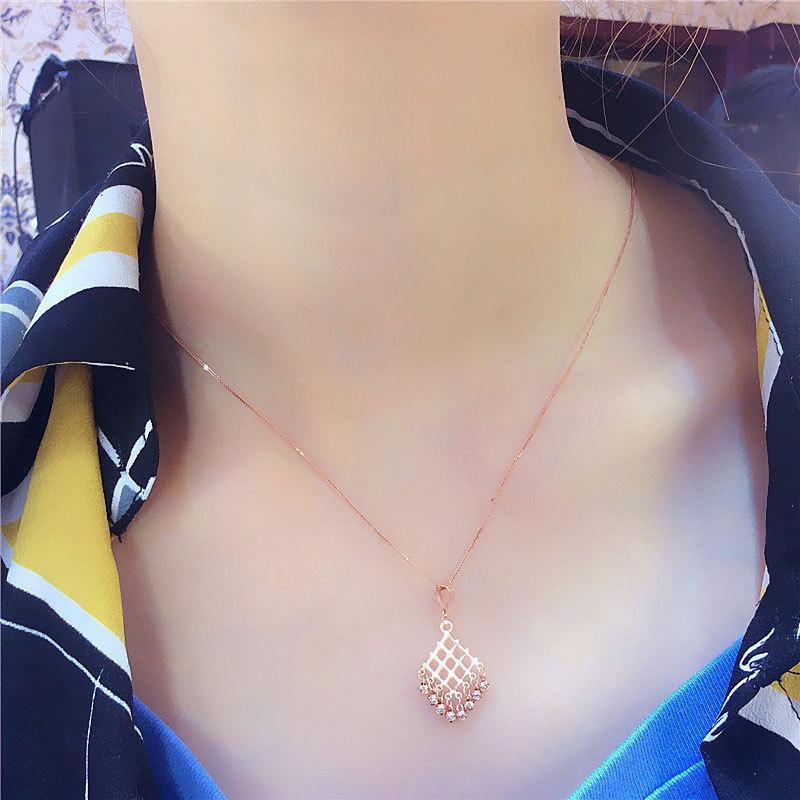 Exquisite Colored Gold Russian Rhombus Diamond Pendant 585 Rose Gold Plated Exquisite Fashion Korean Version Female Collarbone Chain