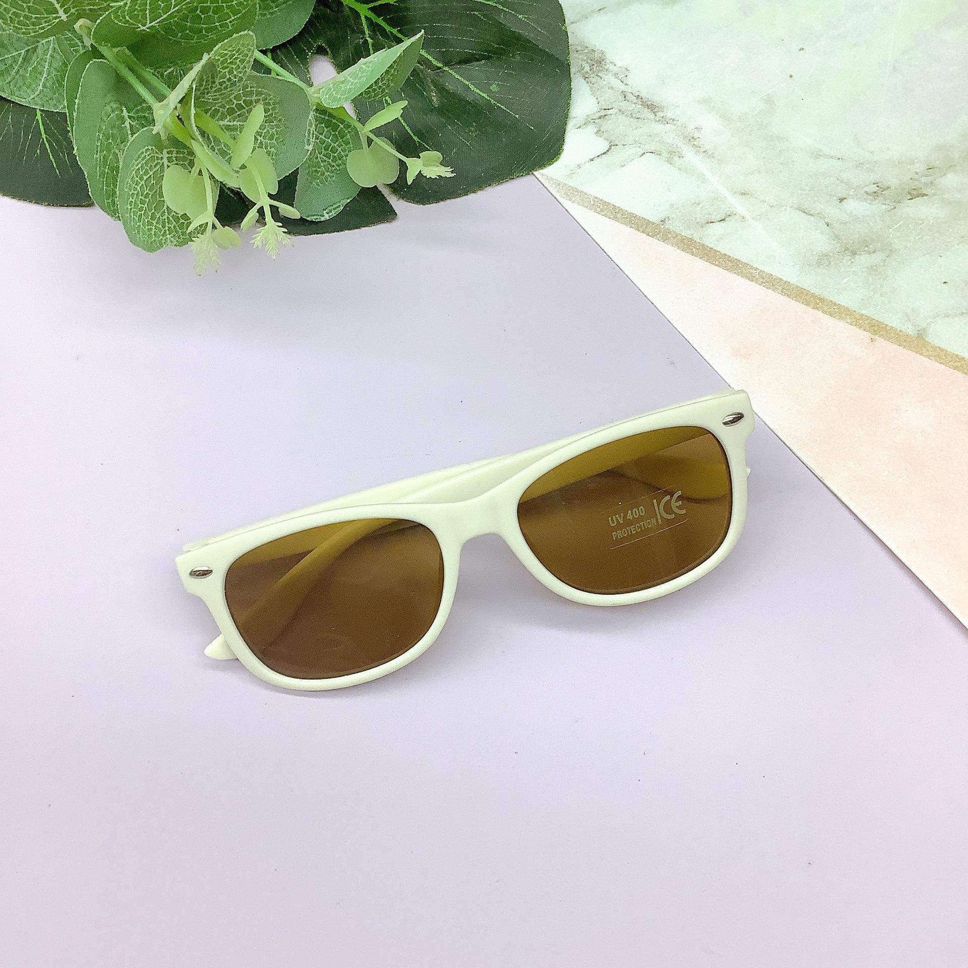 

Модные детские солнцезащитные очки Rice Nail для мальчиков и девочек в ретро-круглой оправе, солнцезащитные очки с защитой от ультрафиолета молочный белый