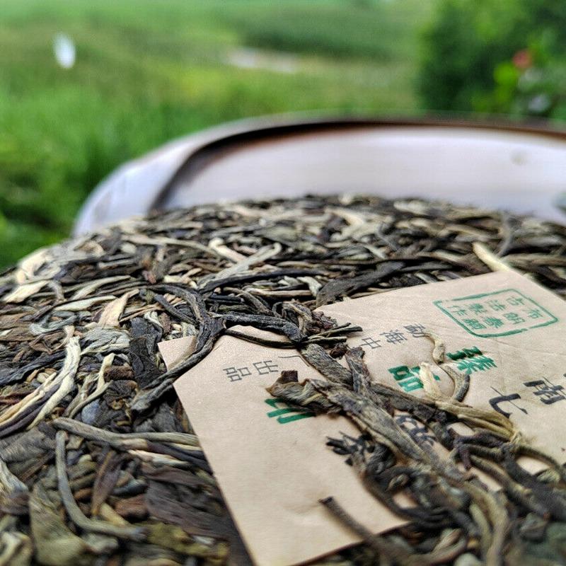 357g Chinese Pu-erh Tea Cake Raw Old Tree Pu'er Tea Health Care Yunnan Green Tea