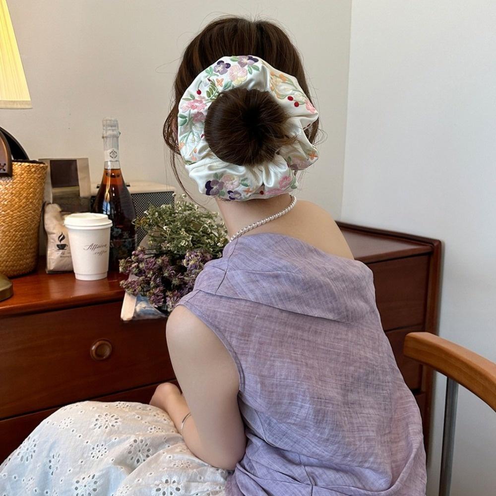 Colorful Floral Scrunchies Satin Hair Ropes Temperament Embroidery Hair Scrunchies Hair Accessory