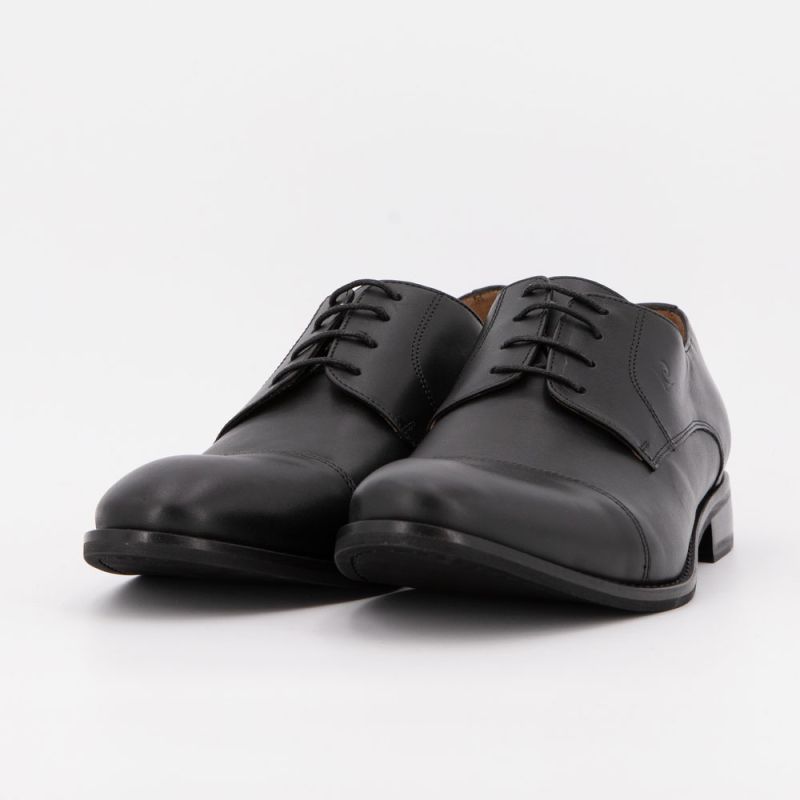 Derbies à lacets noires cuir lisse Homme PIERRE CARDIN