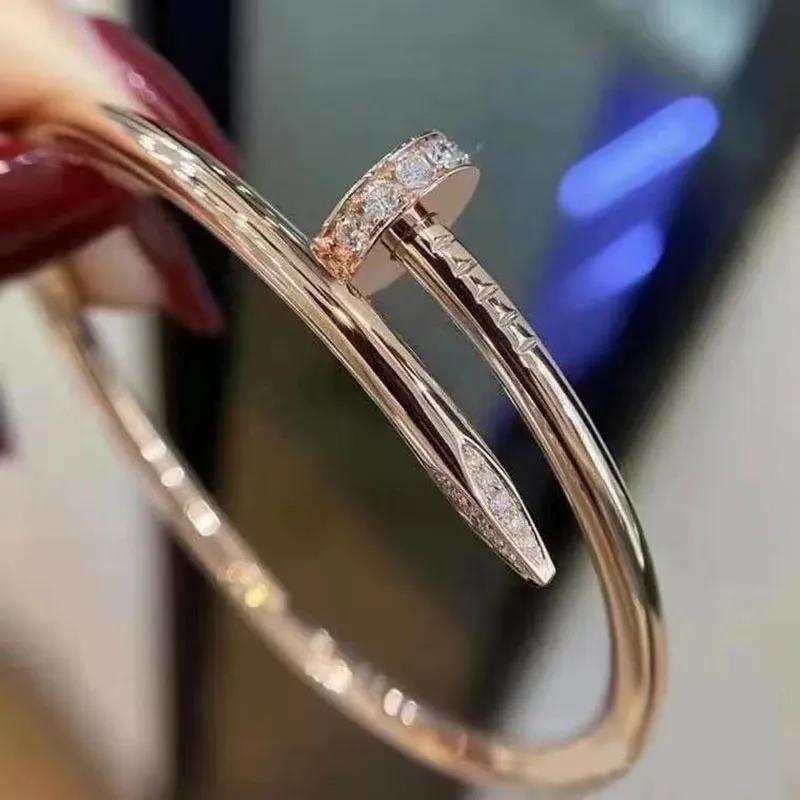 

2023 модный высококачественный браслет Love Banquet для влюбленных, подарок на День святого Валентина