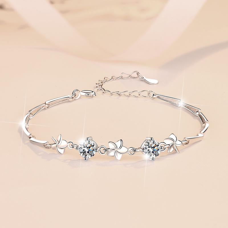 S925 Sterling Silver Bracelet Lucky Five Leaf Clover Women Fashion Jewelry with Moissanite