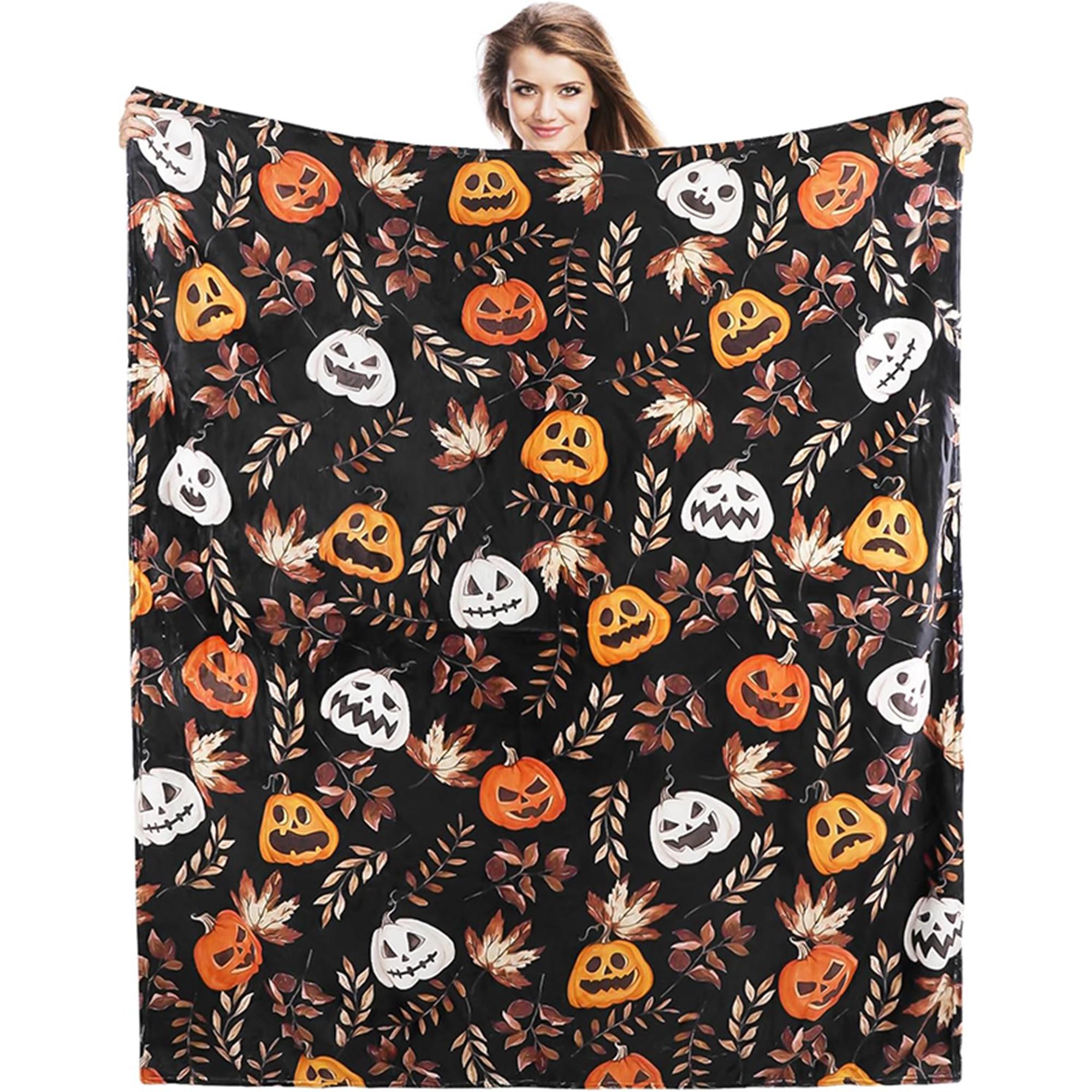 Textilien Unisex Coral Halloween Pumpkin And Ghost Patterned Fleece Blanket For Cozy Nights Flannel Blanket, Soft And Comfortable, Gift