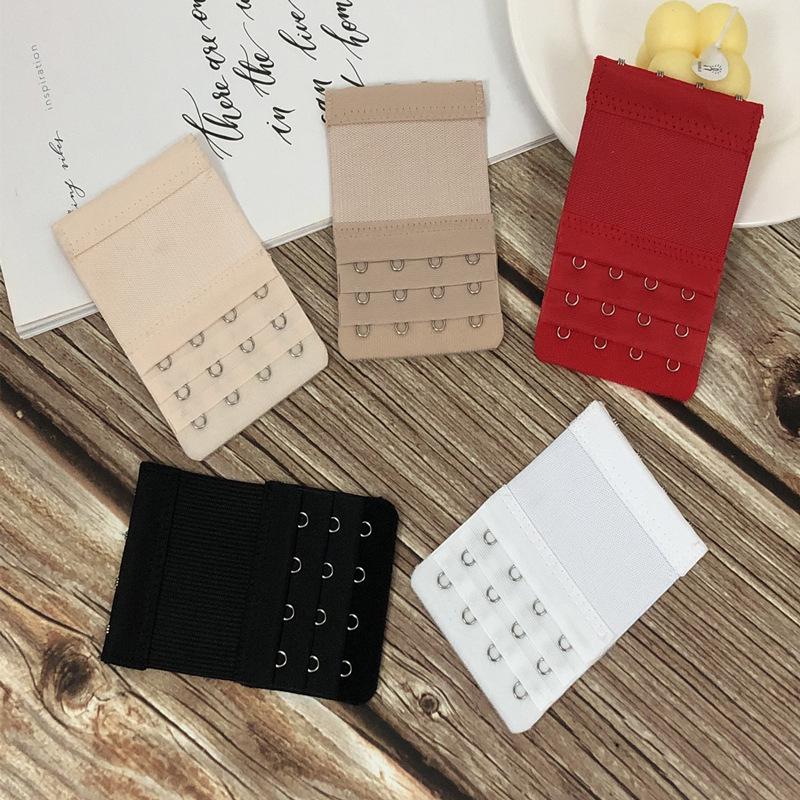 Kompaktní prodlužovač podprsenky: 4 řady, rozteč háčků 1,5 cm, 6,5 cm široké háčky z nerezové oceli