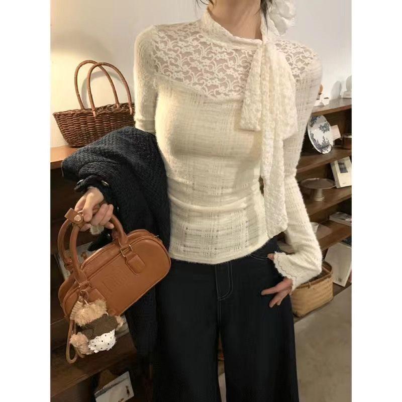 

Velvet-Lined Lace Bow Ribbon Slimming T-Shirt for Women - Autumn/Winter XL: 113-136 lbs