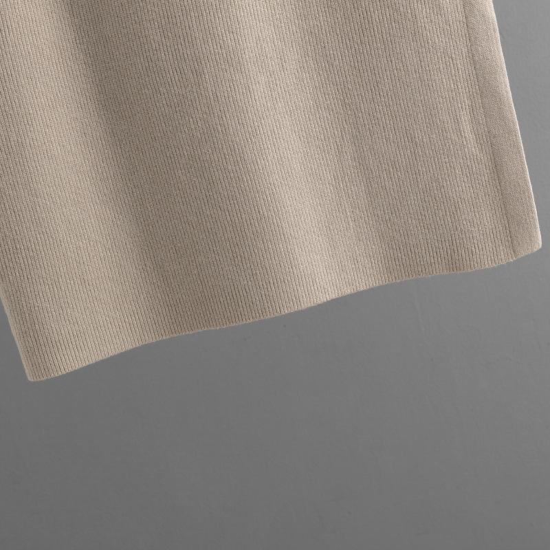 HNXC Solid-color High-neck Sweater, Split Half-body, Body-hugging Skirt, Two-piece Autumn and Winter Knitted Suit for Women