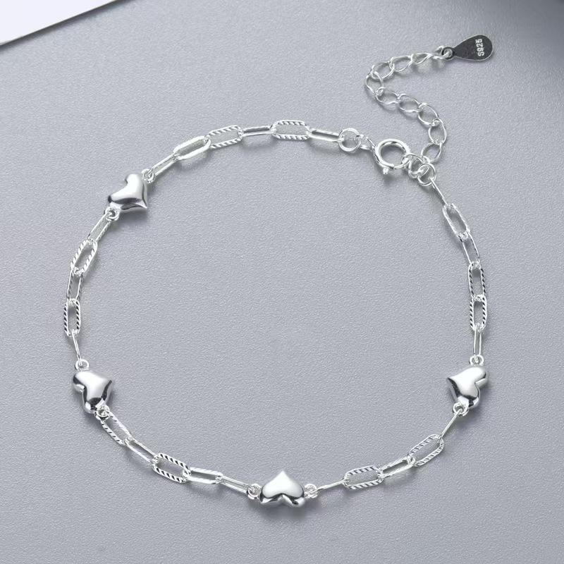 Женский минималистичный браслет-сердце - Регулируемый и универсальный аксессуар платиновый