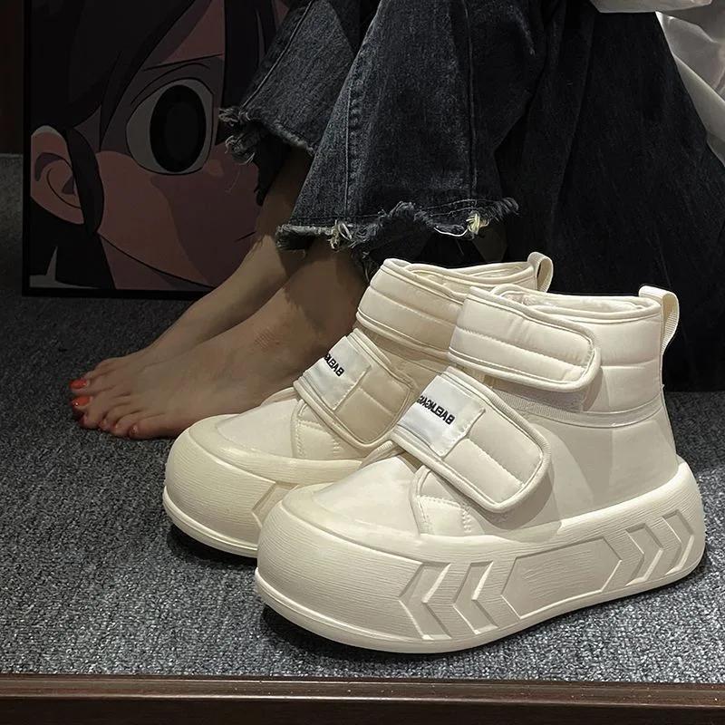 Female Shoes White Platform Ladies Snow Boots High Chunky Trend 2024 Padded Comfortable And Elegant Stylish Low Price Sale