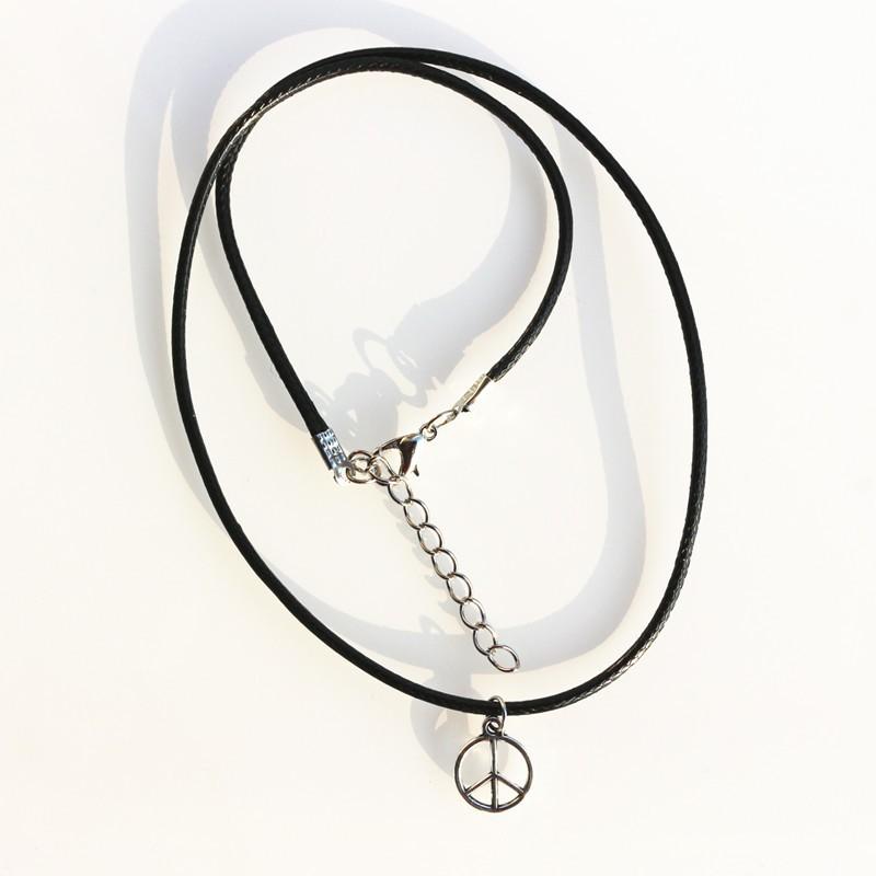 Schmuck Geschenke Frauen Anhänger Halsketten Spitze Hohl Schlüsselbein Kette Mode Kurze Halskette Frieden Halskette