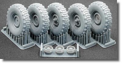 Unimog 404 R20 X v2 Radsatz für AK und Revell Plastikmodellbausätze SCXWM35023S Scale-X 1/35 11.0 Gewicht-Verformend (5-teiliges Set) ICM, Interaktiv,