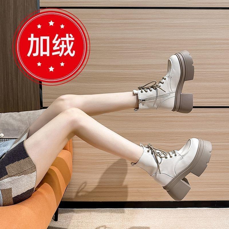 Small Inner Height Increase White Martin Boots Women's 2024 New Thick-soled Lace-up Short Boots Niche High-top Thick-heeled Single Boots