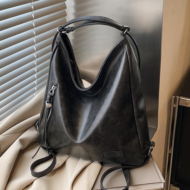 Retro Bag Large Capacity Leather Bucket Bag Crossbody Autumn and Winter Diagonal Straddle Bag Women's Versatile Shoulder Bag Commuter To Work