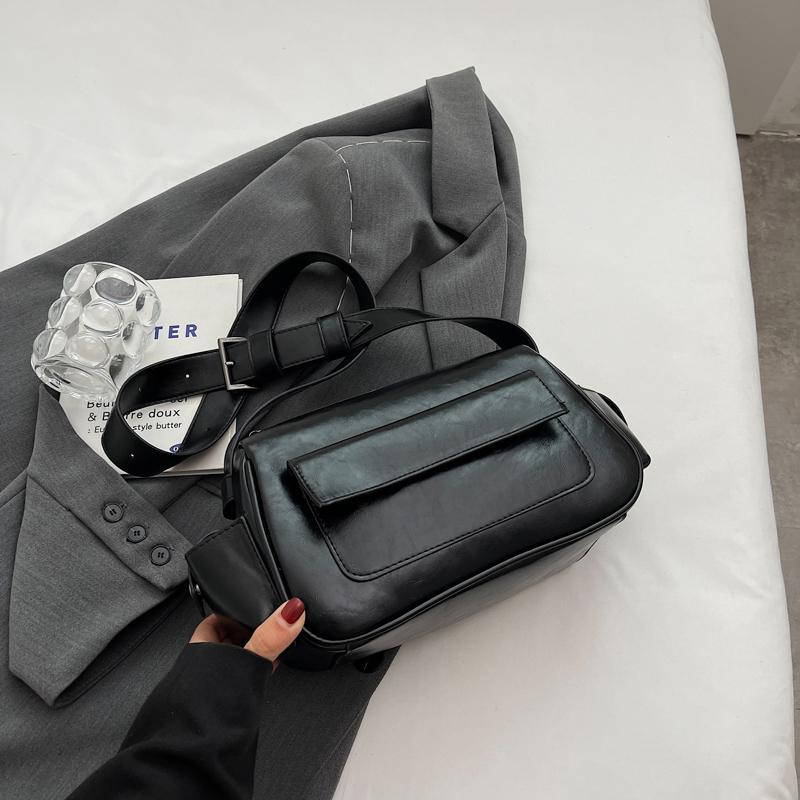 Große Kapazität Damen Ledertaschen Einfache Multicolor Trendy Umhängetaschen Lässige Damentaschen mit breitem Schultergurt