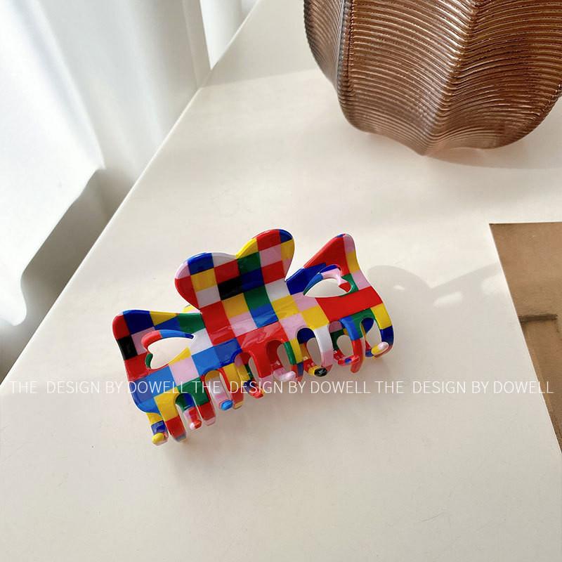 

Exquisite Large Pvc Hair Grasping Clip With Retro Checkered Design For Women Rainbow Small