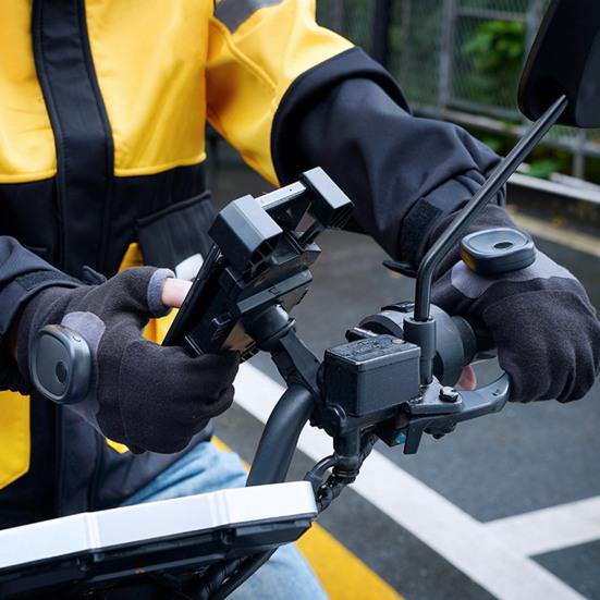 1 Pair Heated Gloves for Men Women Smart Thermostat Control Rapid Heating Rechargeable Hand Warmers Electric Heating Glove for Work Cycling