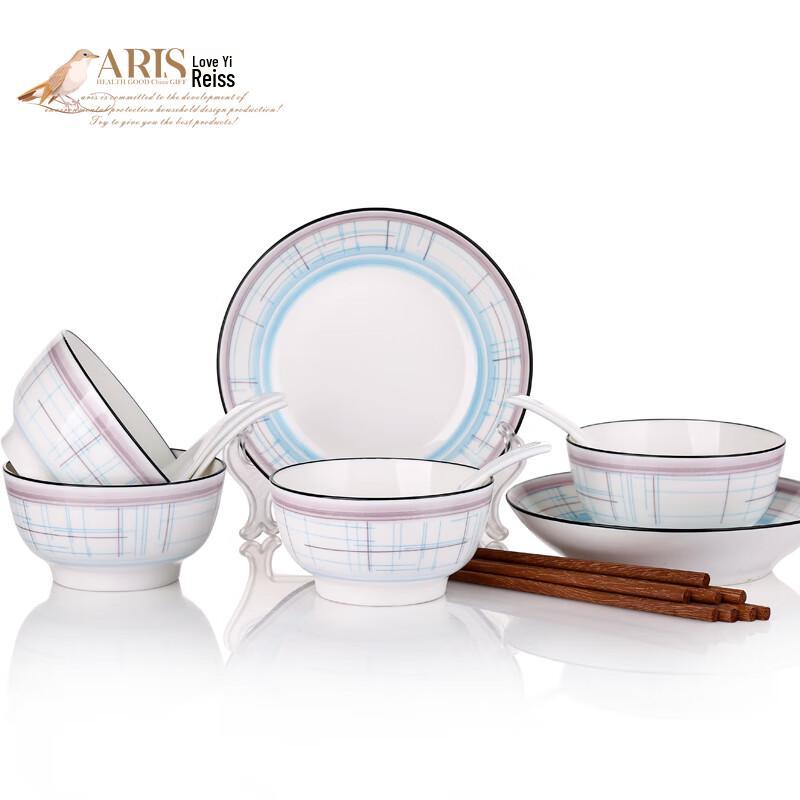 

Aisirui 12-Piece Ceramic Dinnerware Set