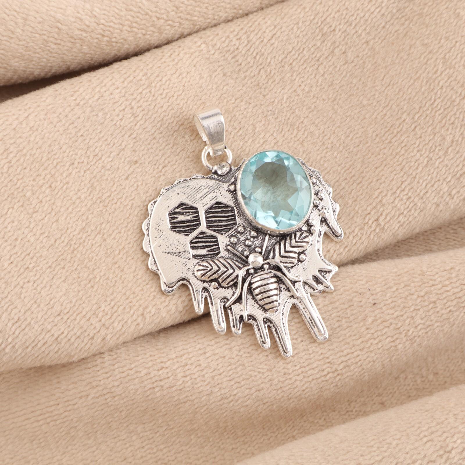 

Sky Blue Topaz Gemstone 925 Sterling Silver Jewelry Handmade Boho Pendant 1.49 CP-28-7