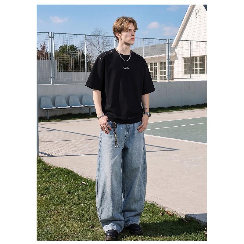 New casual short-sleeve men's summer T-shirt with detachable shoulder buttons, simple embroidery, and loose fit