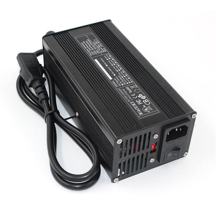 High Power Smart Fast Charger 84V 5A 6A 7A 8A 9A 10A Li-ion/Lithium Battery Charger for 72V 20S Lithium Ion Battery EU чёрный