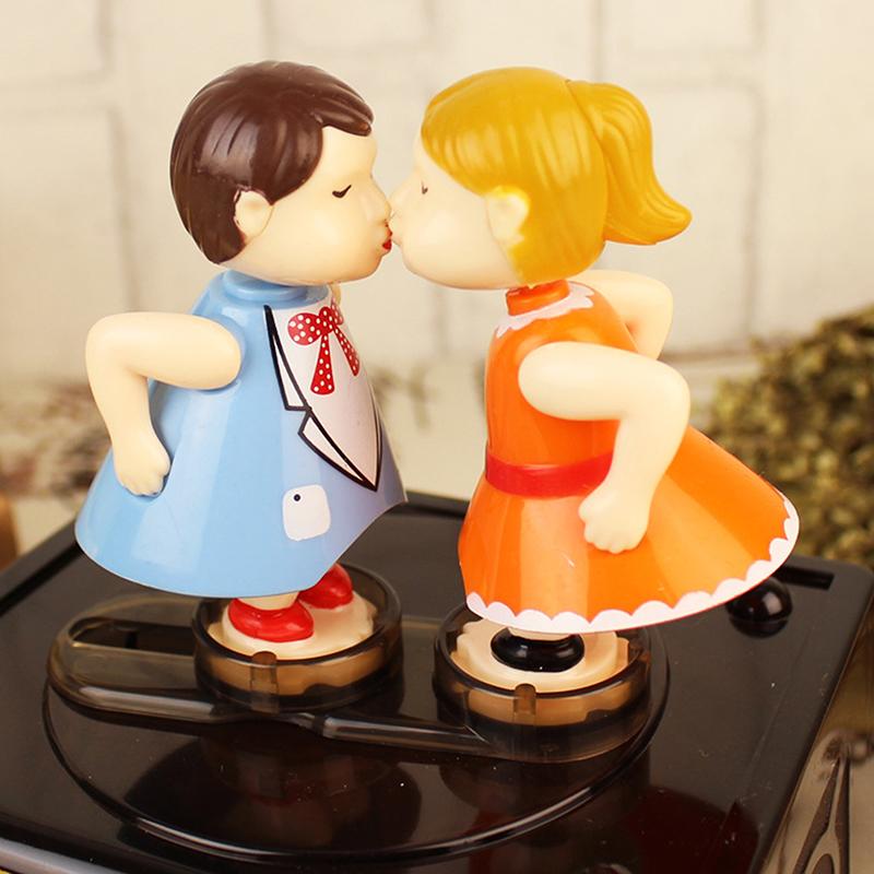 Couple Kiss Music Box Birthday Gift Party Supplies Music Box Diy Radio Shape Antique Carved Musical Box Home Decor
