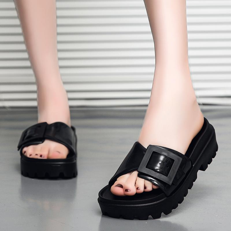 Fashion New Women's Platform Summer Slippers Fashion Thick Soles Beach Shoes With Double Buckle Casual House Women Sandals