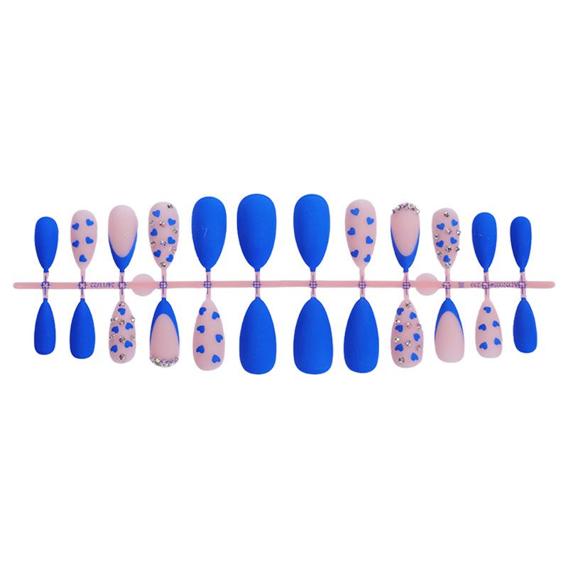 

Миндальные накладные ногти ко Дню святого Валентина, синие с сердечками, французский дизайн