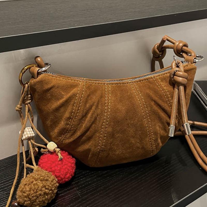 Autumn fashionable simple bag women's new fashion shoulder messenger bag niche suede dumpling bag