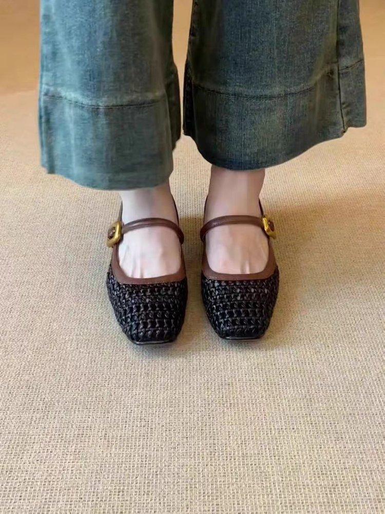 French color matching retro square head woven hollow Mary Jane shoes women's light mouth square head thick heel word with light mouth single shoes