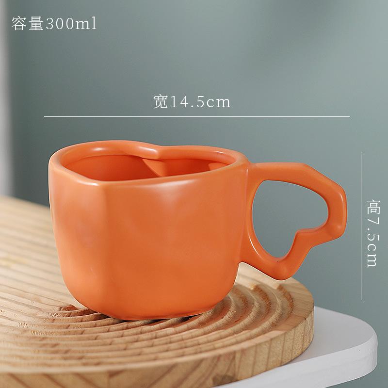 300ML European Ceramic Heart Coffee Cup Exquisite Afternoon Tea Flower Tea Latte Coffee Mug Home Use Heart-shaped Breakfast Mug